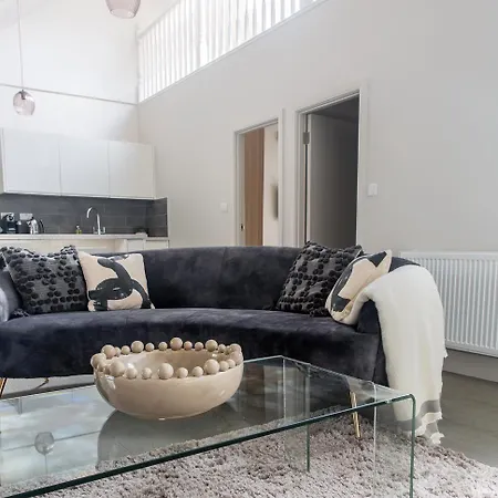 Mayfair Loft Apartment! Лондон Экстерьер фото